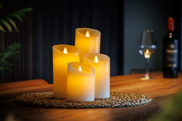 Oplaadbare LED wax kaarsen set van 4 DORSETTO
